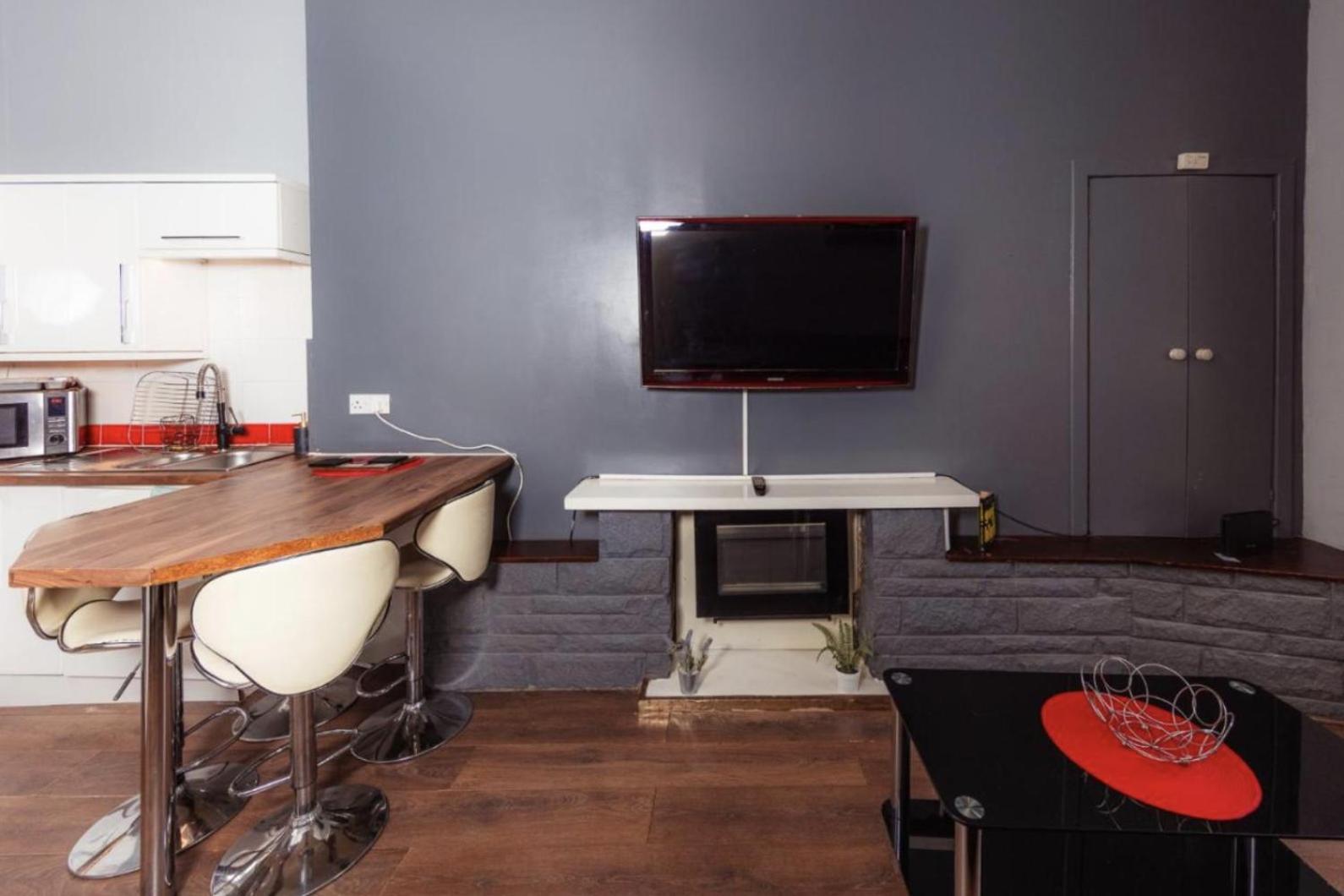 Warm Apartment By Holyrood Palace! Edinburgh Ngoại thất bức ảnh