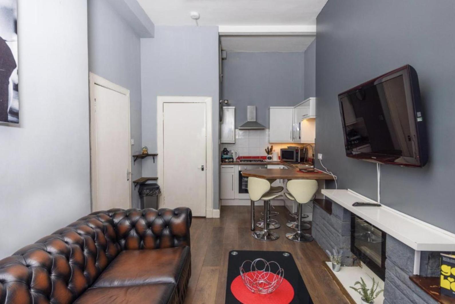 Warm Apartment By Holyrood Palace! Edinburgh Ngoại thất bức ảnh